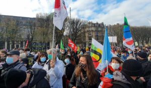 A Lille, un vaste rassemblement contre la loi "sécurité globale" 