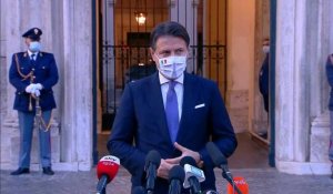 Italie: masque obligatoire à l'extérieur dans tout le pays (Conte)