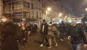 Covid: Manifestation sauvage à Paris contre le confinement