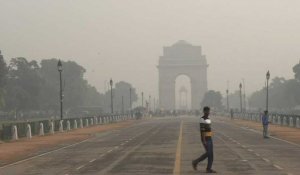Un épais brouillard enveloppe Delhi alors que l'Inde célèbre Diwali