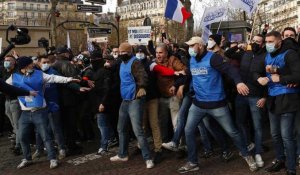 France : manifestations pour et contre la dissolution de "Génération identitaire"
