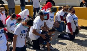 Mexique: "laissez-nous entrer" demandent des migrants à Joe Biden