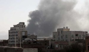 La coalition dirigée par Ryad frappe la capitale yéménite contrôlée par les rebelles