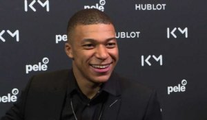 Foot: "Je ne ferai jamais ce que Pelé a fait" (Mbappé)