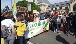 Seulement 400 personnes à la marche nationale pour le climat à Namur 