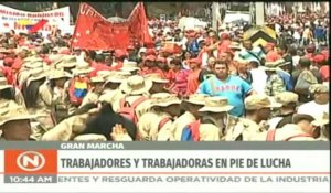 Des milliers de Vénézuéliens se rassemblent en soutien à Maduro