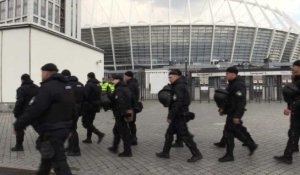 Débat politique en Ukraine: sécurité renforcée autour du stade