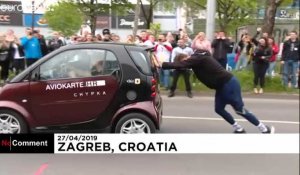 Un jeune Croate bat le record du monde de poussée de voiture !