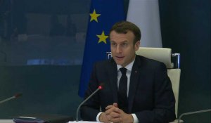 Coronavirus: Macron préside une réunion du centre interministériel de crise