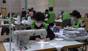 Coronavirus: à Séoul, afflux de bénévoles pour coudre des masques