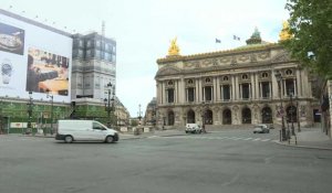 La circulation reprend doucement place de l'Opéra au 45e jour de confinement