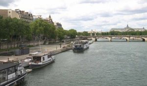 Covid-19: les quais de Paris déserts au 47e jour de confinement