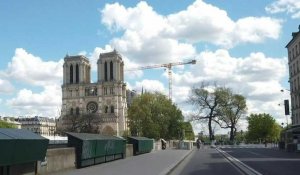 Caméra embarquée dans Paris confiné: balade dans le 4ème arrondissement
