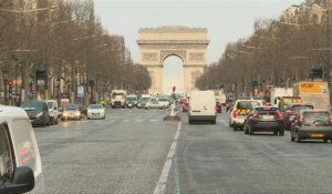 Coronavirus: Paris tourne au ralenti