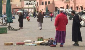Coronavirus: des touristes en déroute dans un Maroc confiné