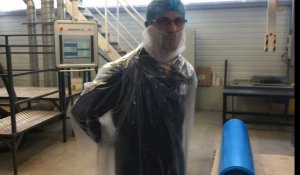 Chrystal plastic, à Caudry, fabrique des surblouses pour les soignants