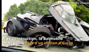 Insolite:  la Batmobile détruite dans un accident de la route... près de Dunkerque
