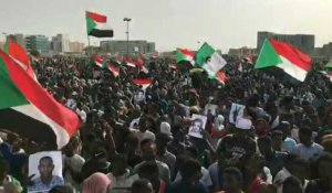 Des centaines de Soudanais rendent "hommage" aux manifestants tués (2)