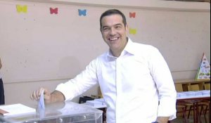 Alexis Tsipras vote à Athènes(2)