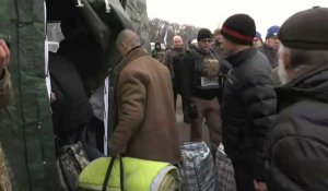Echange de prisonniers entre les rivaux ukrainiens à Maïorsk