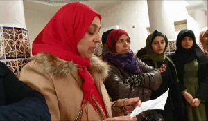 A Arras, Khadija Oudri, voilée : "Nous ne sommes pas des terroristes, nous voulons vivre en paix" 
