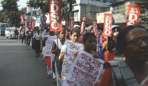 Inde: manifestation contre les affaires de viol qui secouent le pays