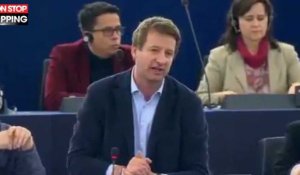 Yannick Jadot fait le buzz après un hommage raté au Parlement européen (vidéo)