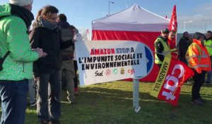 Les associations Les Amis de la Terre et ANV Cop 21 se joignent aux grévistes d'Amazon pour le Black Friday