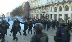 Retraites: heurts lors de la manifestation à Bordeaux