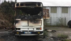 Bus brûlé à Soissoons
