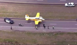 Atterrissage d'urgence d'un avion sur une autoroute aux Etats-Unis