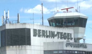 Images de l'aéroport historique de Berlin, qui pourrait fermer mi-juin