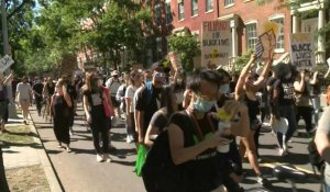 Les New-Yorkais défilent contre le racisme et les violences policières