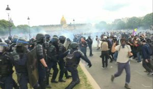 Hôpital public: échauffourées en marge de la manifestation à Paris