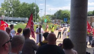 Grève et manifestation au CHU de Lille par le personnel soignant