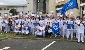 À la Clinique Saint-Yves, infirmiers et aides-soignants manifestent contre la perte de jours de récupération 