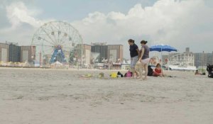 Coronavirus: New York rouvre ses plages mais pas ses restaurants
