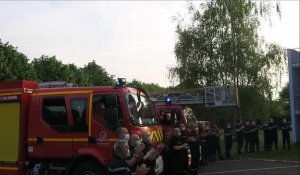 Les pompiers de Bailleul encouragent le personnel de l'EPSM