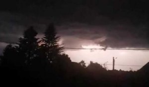 L'orage filmé à Montigné-sur-Moine