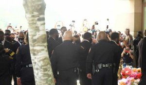 Funérailles de George Floyd: arrivée du cercueil à l'église