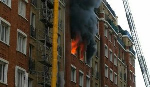 A Paris, une dizaine de blessés dans l'incendie d'un immeuble