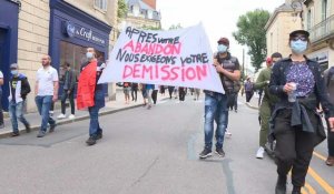 Manifestation à Dijon pour réclamer la démission du préfet