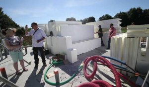 Beaufort: Construction d'une maison en polystyrene