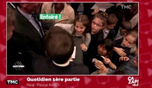 "Enfoiré ! Oh le Salaud !" : Emmanuel Macron insulté par son garde du corps