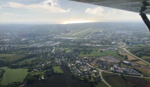 Lannion et la côte de Granit rose vus du ciel depuis un ULM