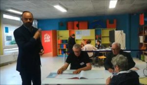 Elections européennes: Edouard Philippe vote au Havre