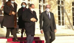 Le président égyptien Abdel Fattah al-Sissi quitte Matignon après avoir été reçu par Jean Castex