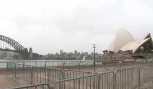 Les abords de l'opéra de Sydney étrangement déserts avant les célébrations du Nouvel an