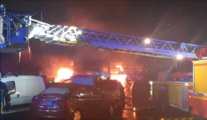 Le garage Citroën de Barlin et plusieurs véhicules détruits dans un incendie