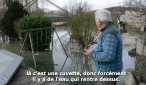 L'Aisne en crue : Cuffie a les pieds dans l'eau